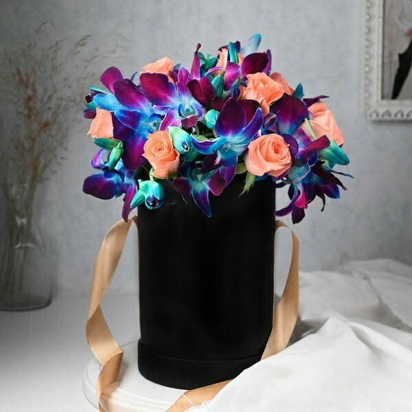 Picsart_22-08-20_10-24-39-012 Classic Box Of Orchids And Roses