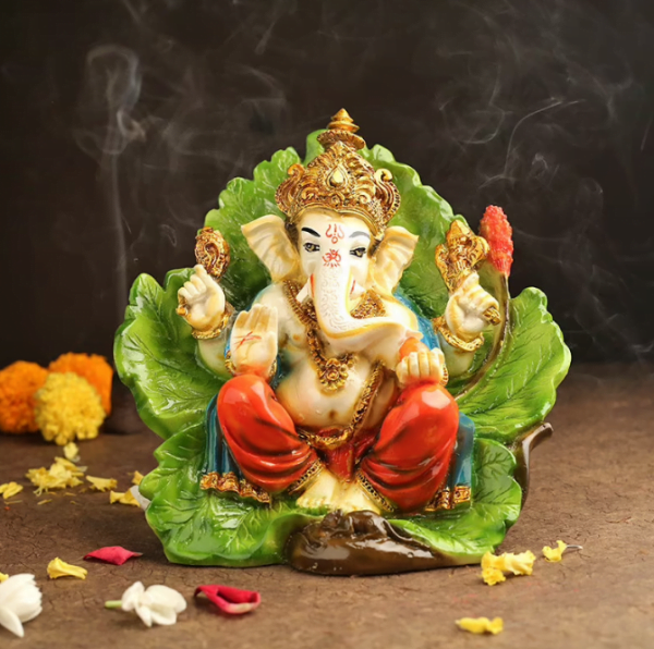 ganpati-bappa-idol-swiss-n-tulips