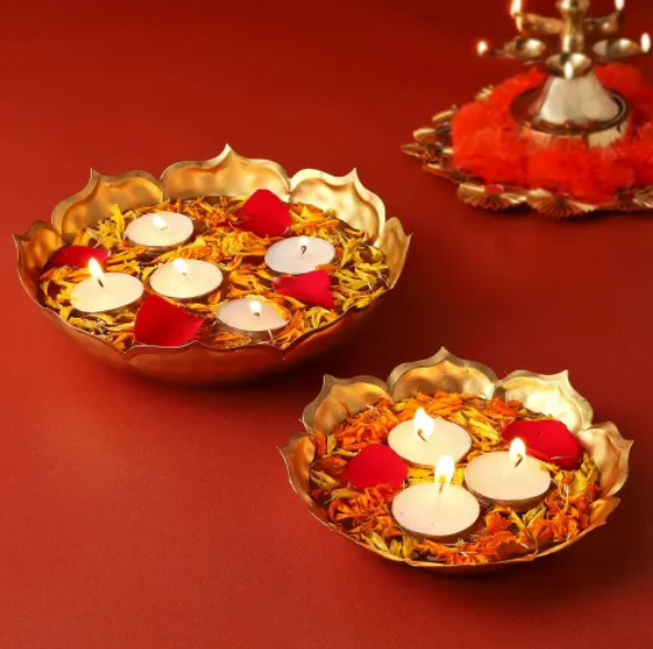 Set of 8 Tea Light Candles and Urli Set of 8 Tea Light Candles and Urli