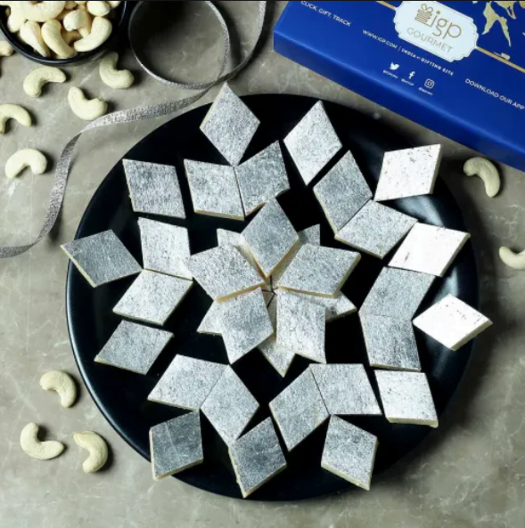 Delicious Kaju Katli (400 gm) 20 1