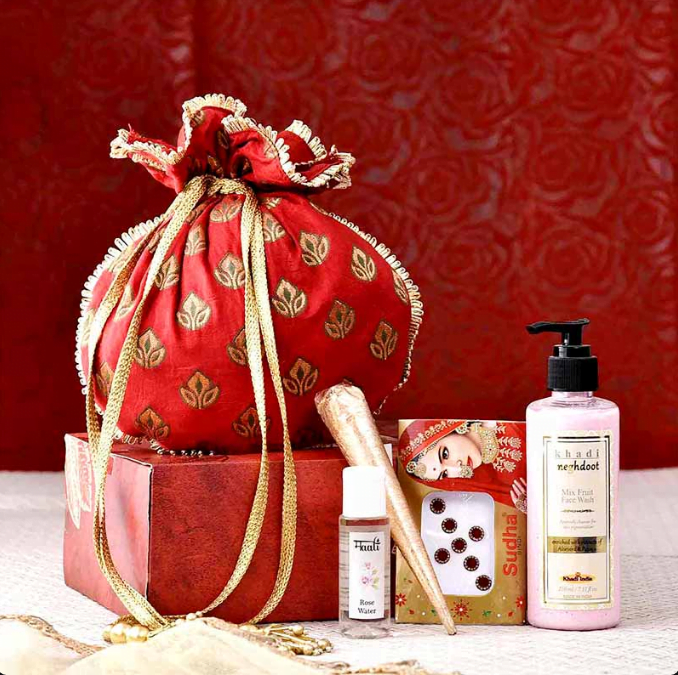Zari Potli with Sringaar Hamper 39