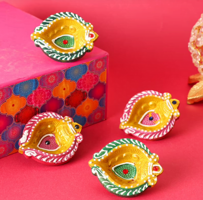 Handmade Vibrant Diyas Handmade Vibrant Diyas