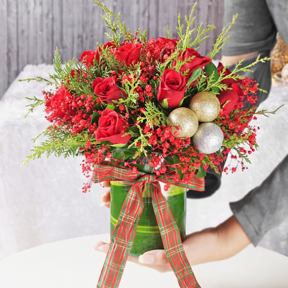 Red Roses With Xmas Baubles Red Roses With Xmas Baubles